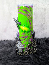 Load image into Gallery viewer, 32 Oz Dragon Sorceress Tumbler